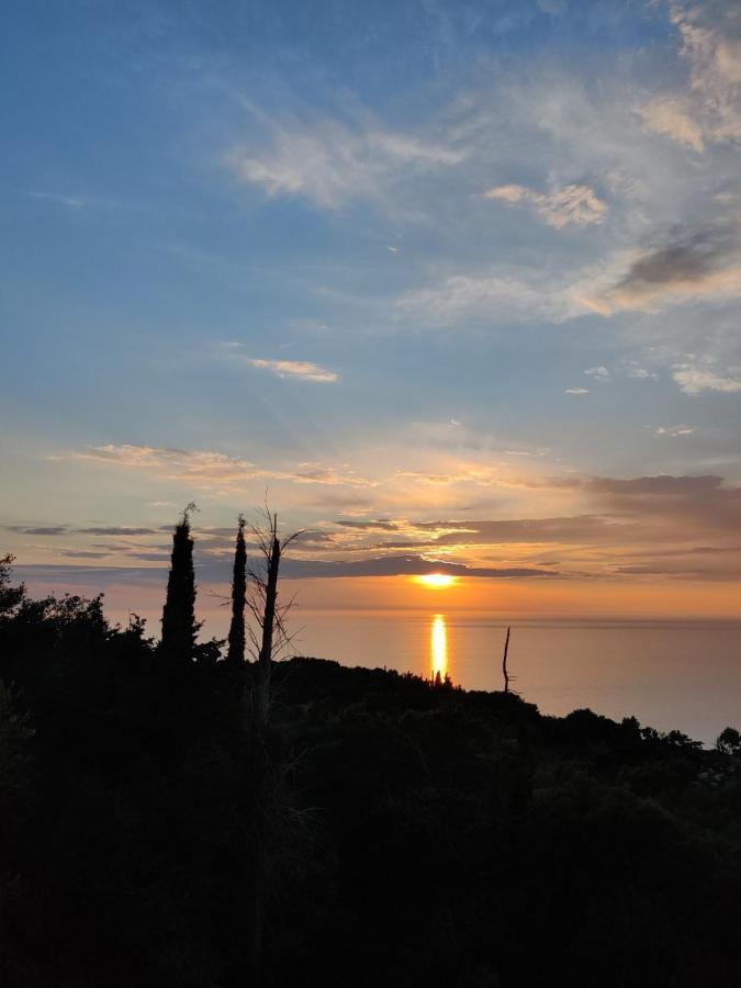 Agnantio Apartment Ayios Nikitas Luaran gambar