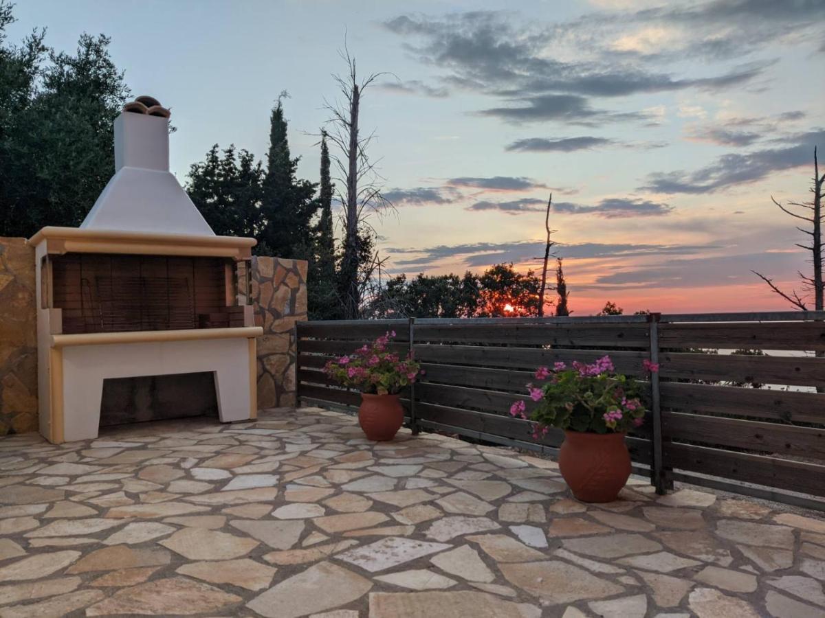 Agnantio Apartment Ayios Nikitas Luaran gambar