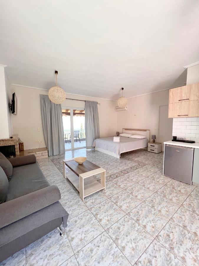Agnantio Apartment Ayios Nikitas Luaran gambar