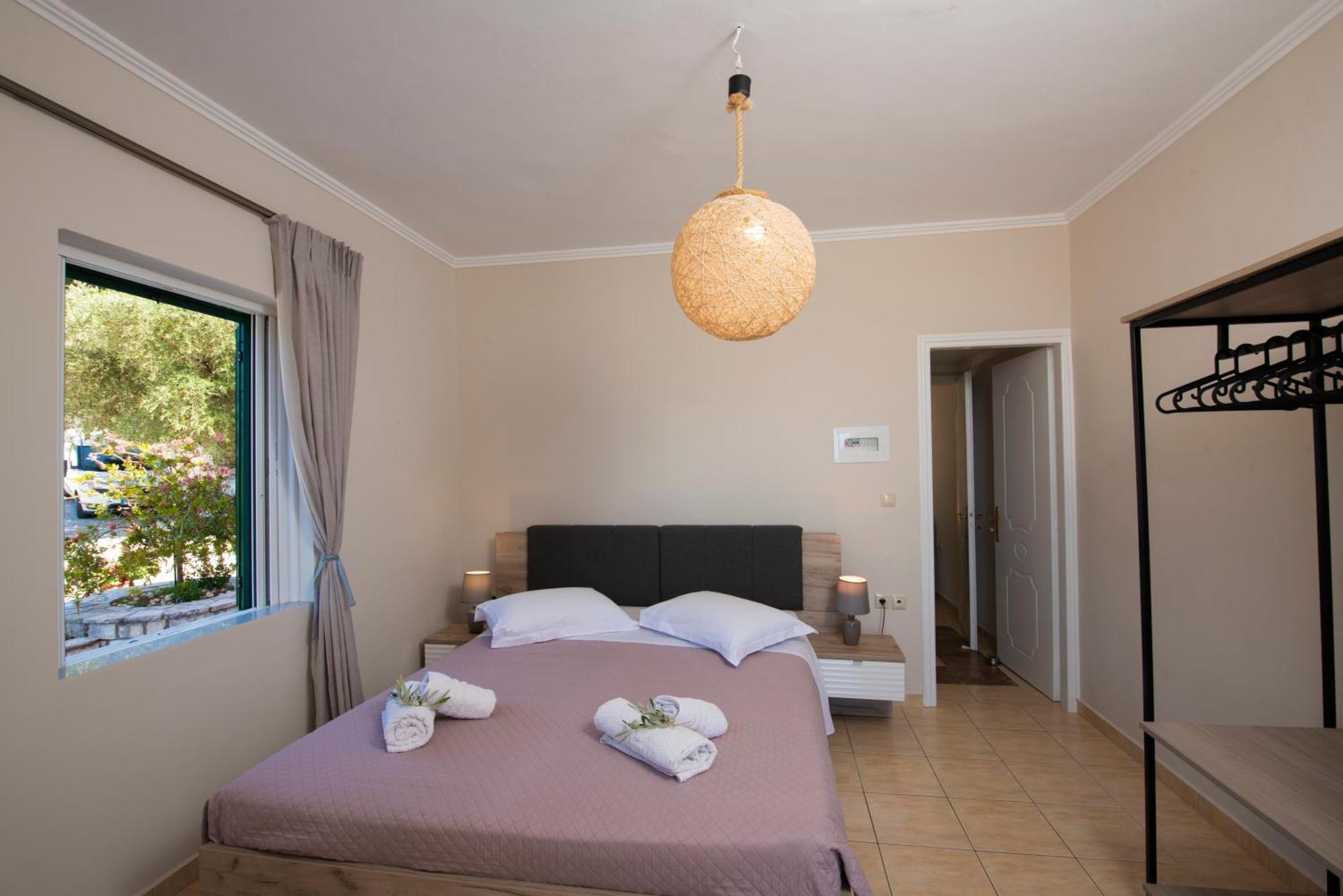 Agnantio Apartment Ayios Nikitas Luaran gambar